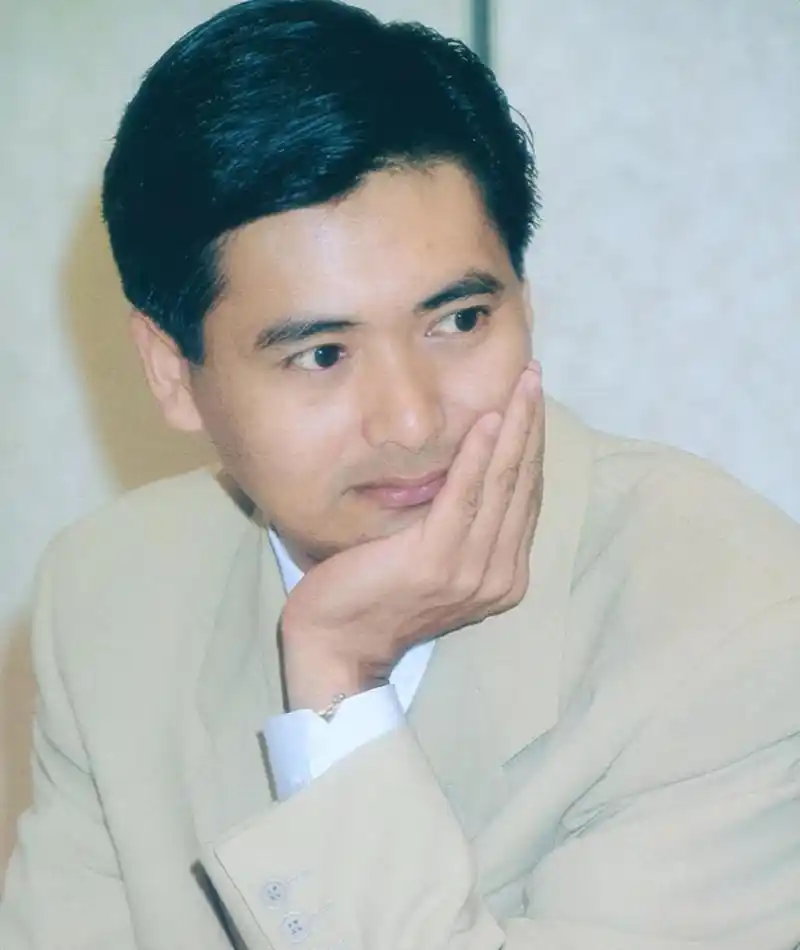 回顾:亿万家产无儿女继承的明星,有人把56亿捐出去有人给养子