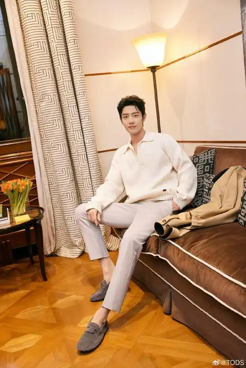 肖战晚宴穿搭##肖战晚宴的衣服穿到了机场