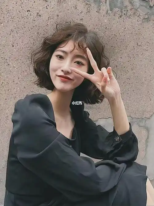 短发女生必烫发型参考法式卷