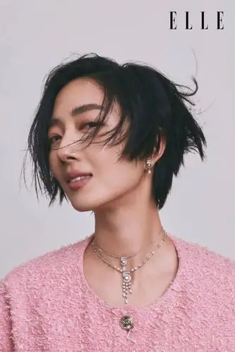 组图:文艺女神桂纶镁慵懒优雅写真大片_腾讯新闻