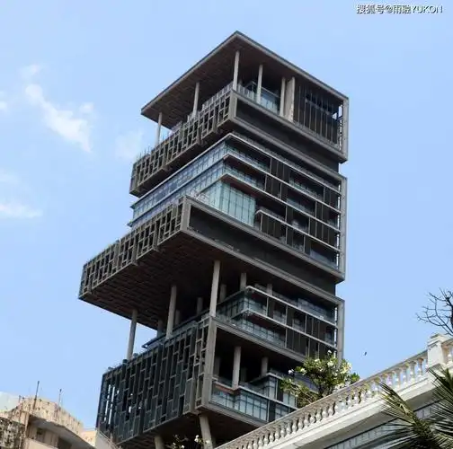 价值154亿的全球第一豪宅:173米高面积近4万平,却仅一家人居住_建筑
