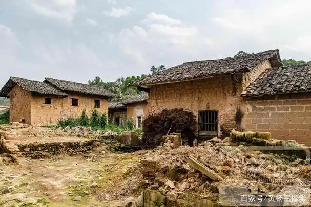 赣州兴国县东韶村,瓦房老屋是故乡的原风景,江西农村人最熟悉