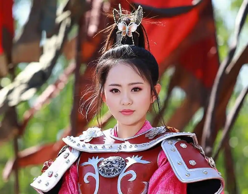 中国古代巾帼英雄之樊梨花 中国古代巾帼英雄之樊梨花,唐代女将.