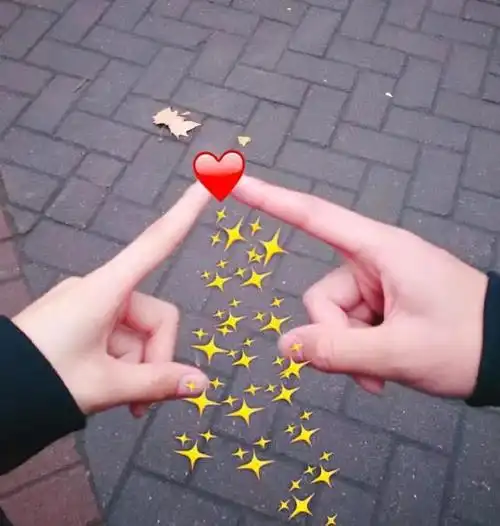 最近火了很相爱的情侣拍照必备新手势请艾特你家大猪蹄子