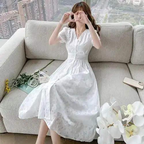 裙子女夏大学生日常可爱温柔风设计感a子连衣裙全身显腰细胖mm