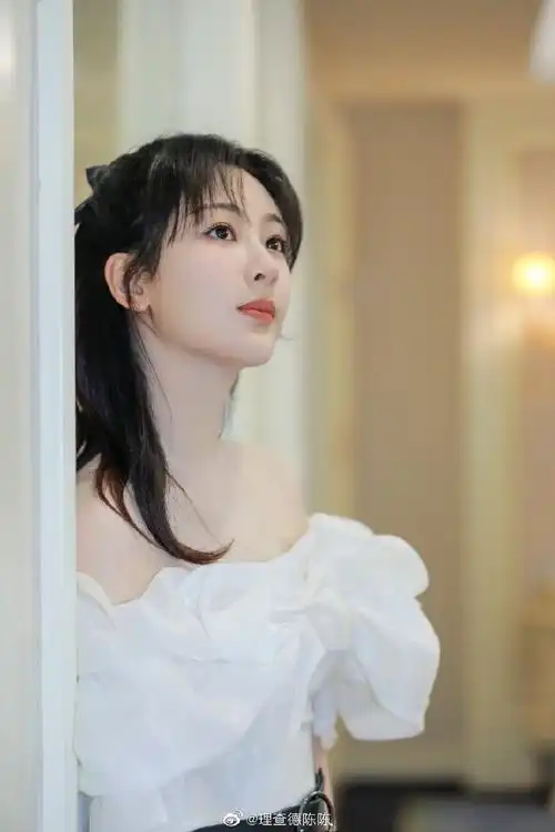 杨紫好美