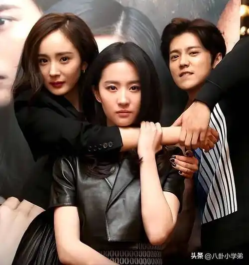 刘亦菲膀大又腰圆算不算顶级美人?看看她和杨幂的合照你就 ...|东方玄