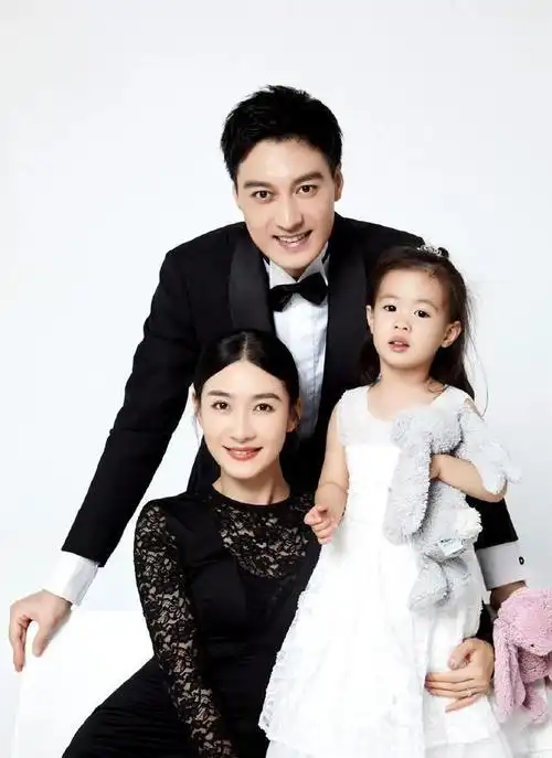 何建泽:恋爱8年才领证,老婆是陶昕然