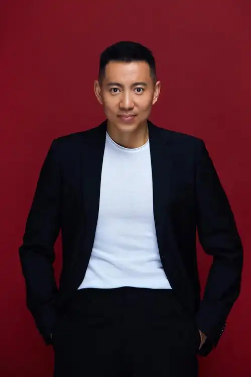 谷智鑫做客《拜托了妈妈》,大方分享奶爸生活畅聊"育儿经"__凤凰网