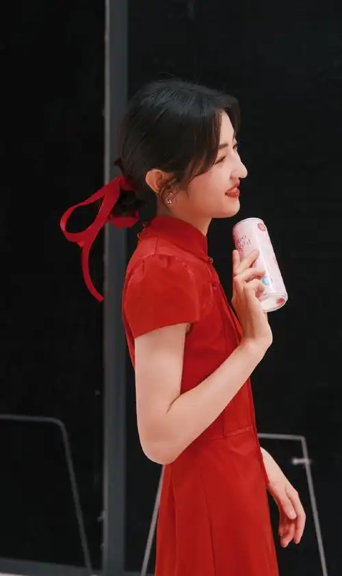 rio微醺亚太区品牌代言人张子枫