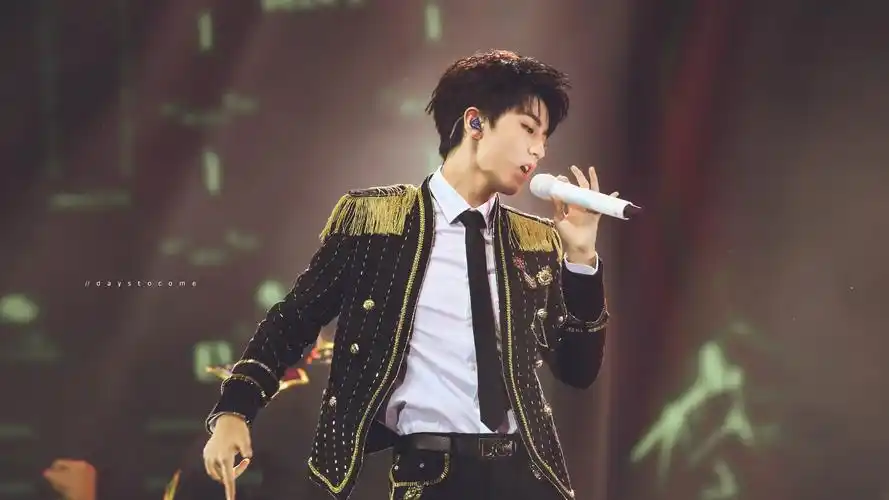 13 tfboys南京四周年演唱会… - 堆糖,美图壁纸兴趣社区