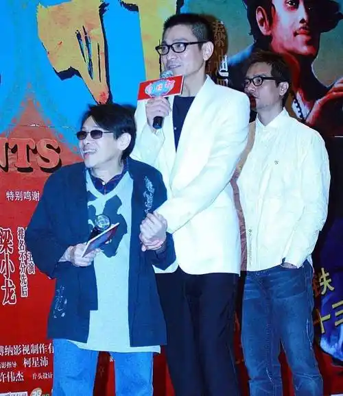 他身高只有150,却是周润发刘德华的前辈,祖籍是广西桂林的_泰迪罗宾