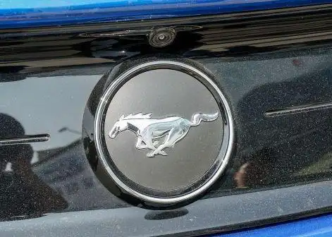 所有带马的汽车标志?