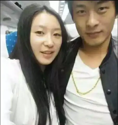 辛巴讲述和初瑞雪的恋情:两人相识于快手,因200万元成情侣!