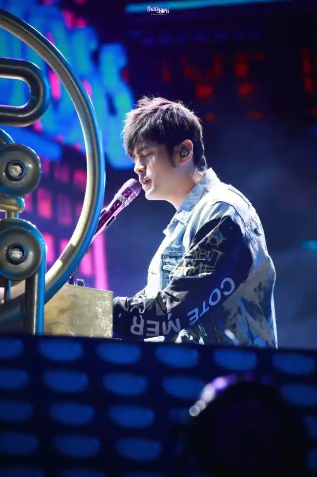 周杰伦2017演唱会 香港 2017年1月8日9日10日11日13日14日15日16日17