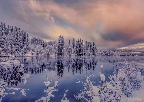 ins高清壁纸头像背景图片素材无水印原图-世界下雪的地方