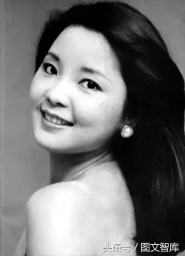 老照片,邓丽君的黑白照