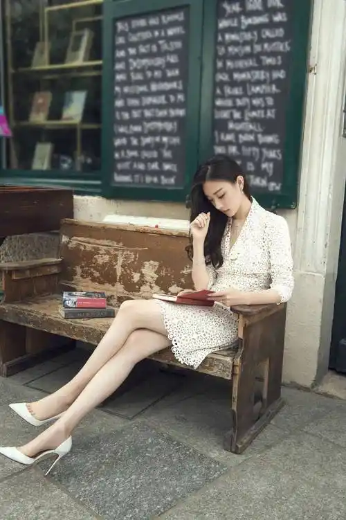 女星高跟鞋美腿盘点:倪妮,吉娜,性感撩人魔鬼身材!