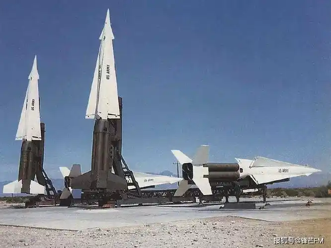 美国奈基大力神核防空导弹可装2万吨核弹头专打苏联轰炸机