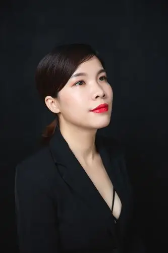 龙岗平湖铂爵摄影形象照报价及客片参考图