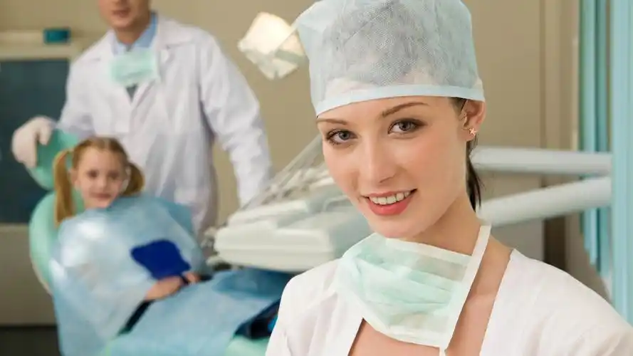 壁纸 美丽的女孩,医生