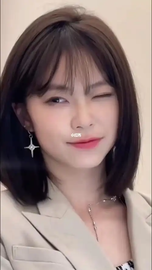 锁骨发初恋头短发减龄感烫发女士发型