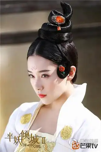 《半妖倾城2》阚清子饰音痴大明星 自恋又没文化金句频出