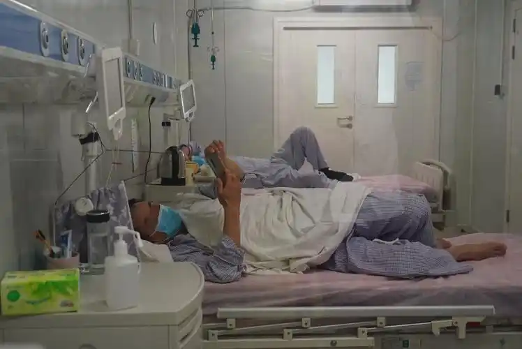 记者探访地坛医院隔离病区 病房内部画面公开