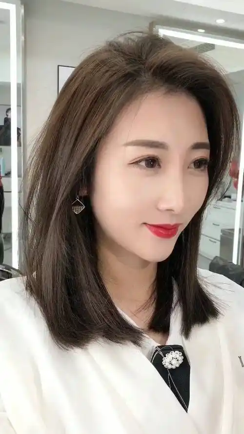 女发别再瞎剪了,看看当下最火发型17款,潮流还时尚_刘海_造型_头发