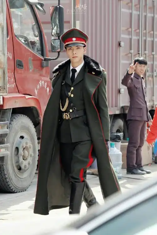 陈伟霆老九门六周年