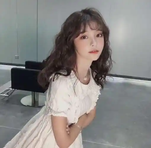 你还在犹豫剪不剪公主切的时候别人已经做了羊毛卷