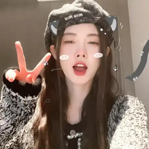 鞠婧祎稀有图超话鞠婧祎这些头像好适合妈粉用救命好可爱#鞠婧祎