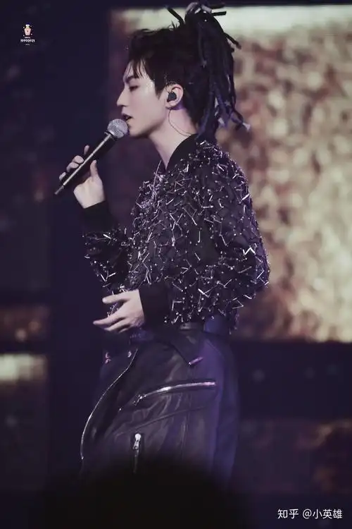 怎样看待王俊凯脏辫造型