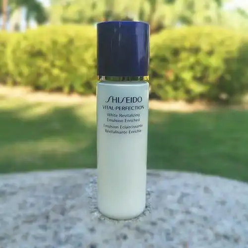 特价资生堂悦薇乳液