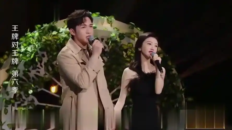 王牌对王牌张彬彬景甜牵手甜蜜献唱这画面简直太甜了