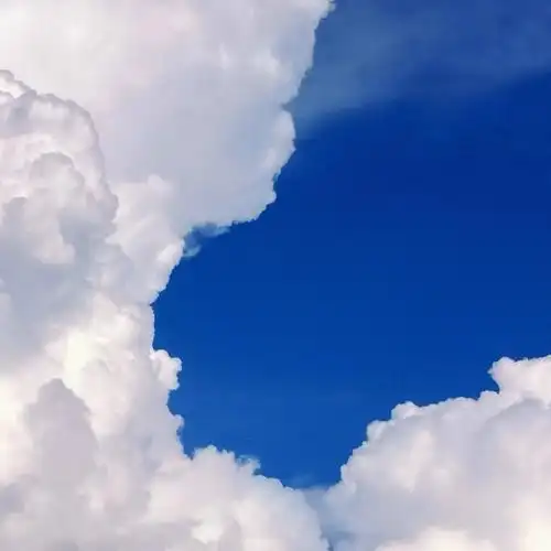 云朵是天空写过最美的文案