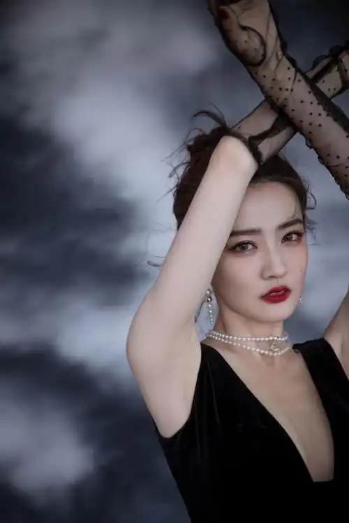 徐璐回复张翰微博徐璐谈与张翰合作