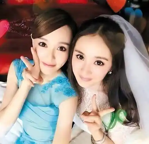 为刘诗诗庆生大秀姐妹情,baby生日缺席尽显人情冷暖|杨颖|唐嫣|奔跑吧