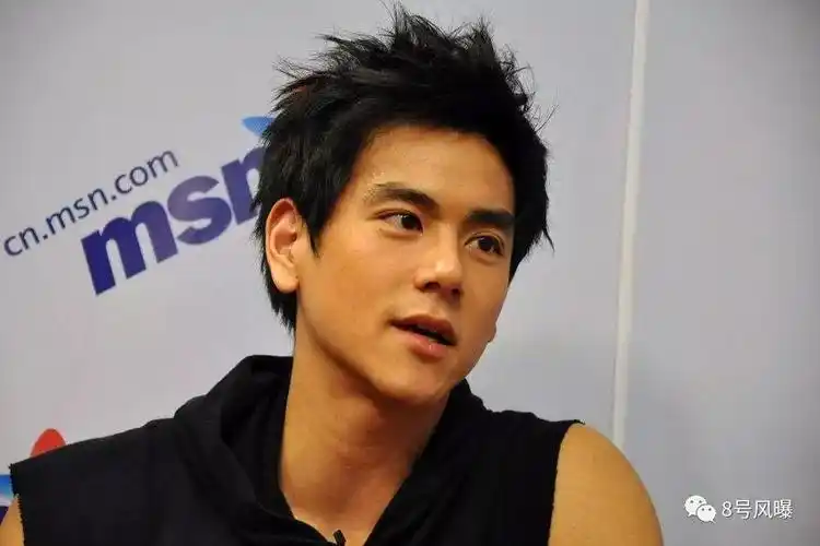 彭于晏的尖下巴,怎么越来越长了…_品推资讯