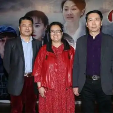 赵玲琪的老公贾新光 两人为新戏助阵