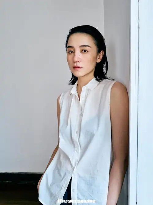 在众多我们合作过的对象中,宋佳是少数愿意敞开心扉,畅谈女性创作者的