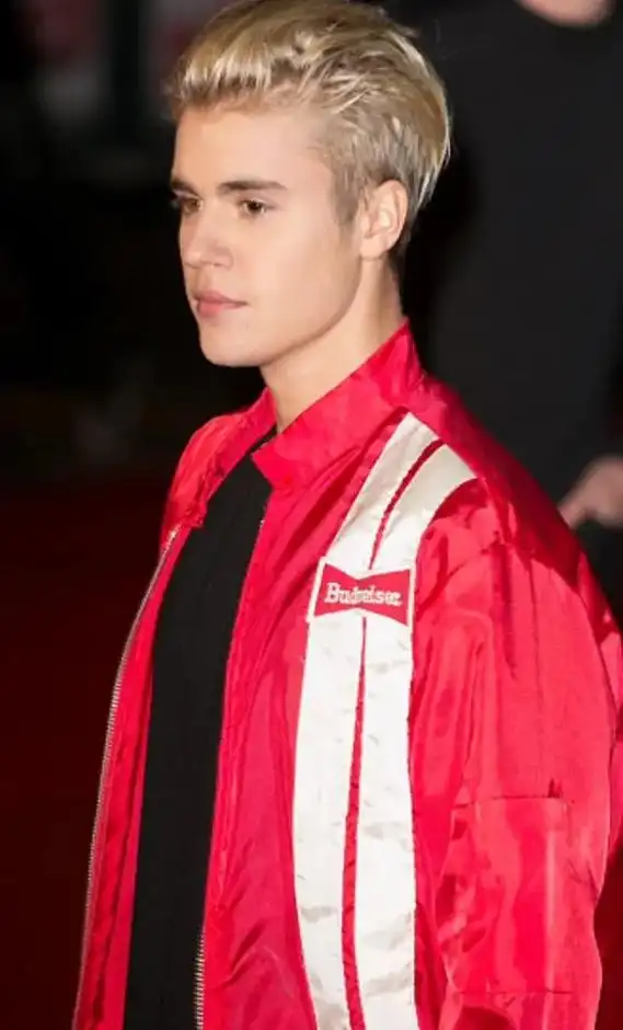 那年今日|20151107|贾斯汀比伯在法国戛纳出席2015 - 抖音