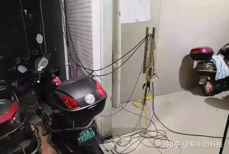 电瓶车违规充电引发火灾,将会承担哪些责任?