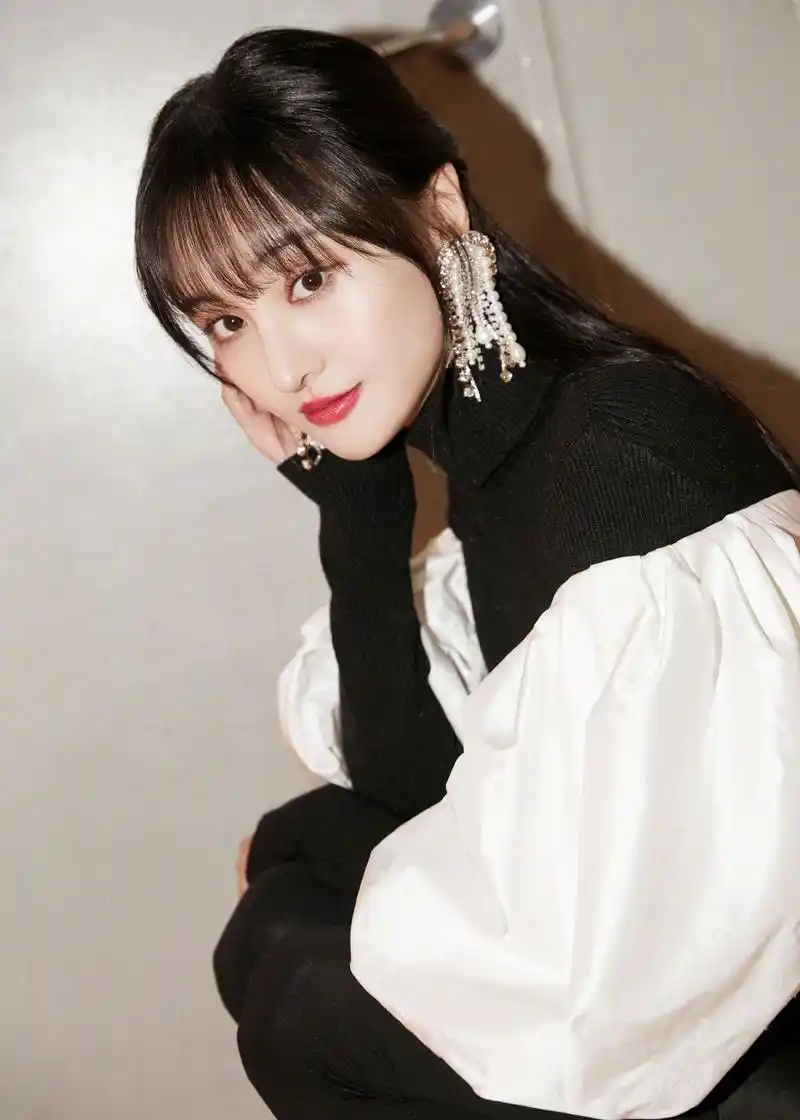 郑爽灵动可人写真图片47