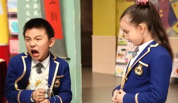 出道12年不温不火,如今20岁却帅得让人心动|杨紫|郑伟|杨幂_网易订阅