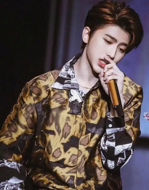 那么有侵略性,而且这种侵略性是良性的,是直抵人心,非常富有魅力的