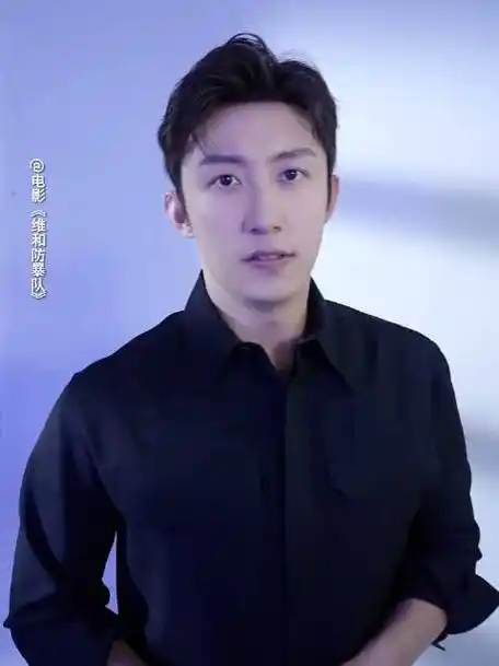 黄景瑜介绍维和警察工作使命