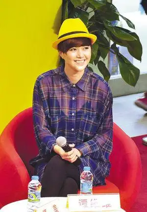 谭维维为深圳个唱预热:我如何成为"万金油"