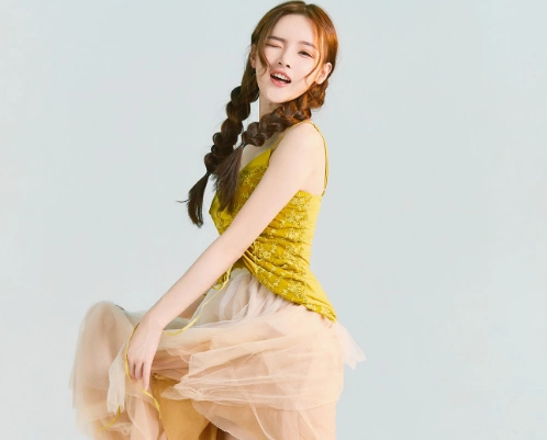 烟嗓网红歌手戴羽彤