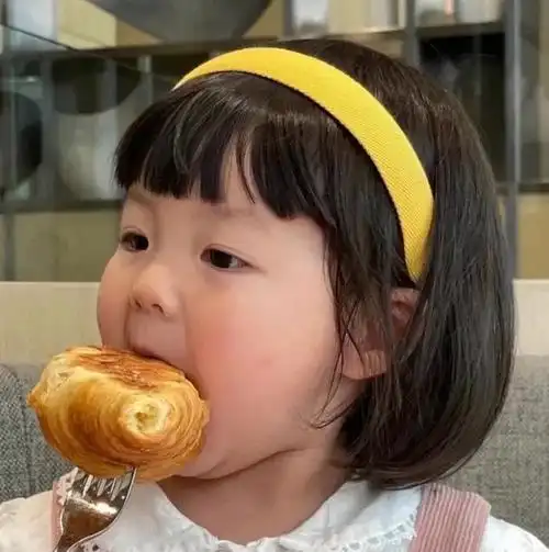 求这种可爱小女孩的头像